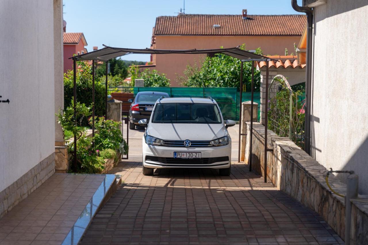 Villa Villetta Novigrad  Exterior photo